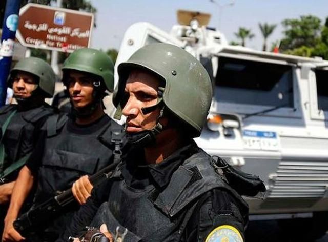 Жертвами столкновений в Египте стали по меньшей мере 14 человек Жертвами столкновений в Египте стали по меньшей мере 14 человек