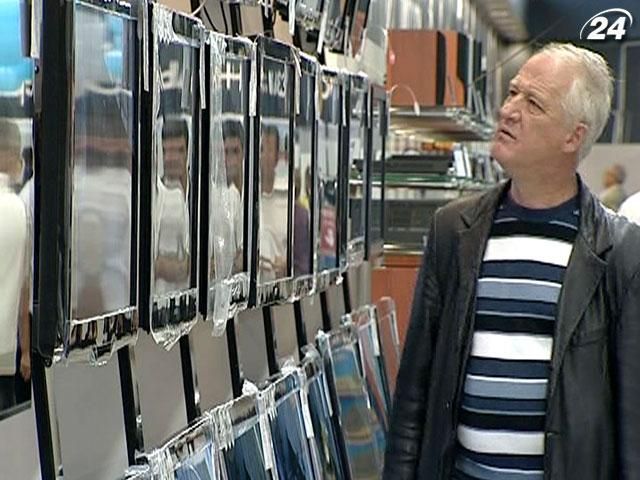 Експерти порахували, хто і скільки відкладає на "чорний день" Експерти порахували, хто і скільки відкладає на "чорний день"