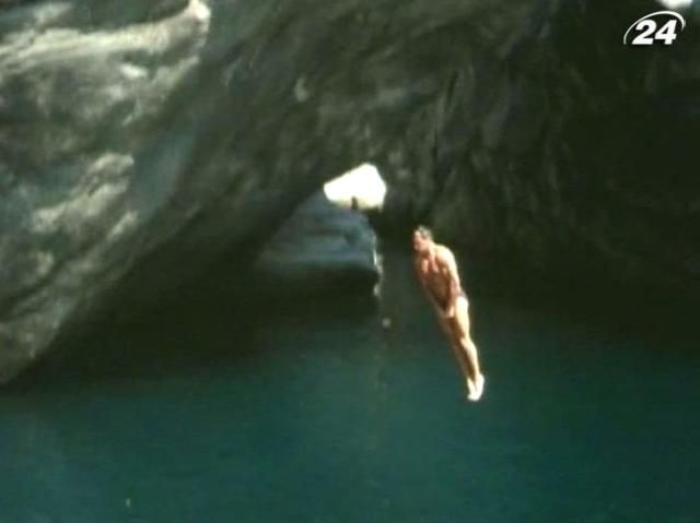 Стрибки у воду - висоти та видовищ! Стрибки у воду - висоти та видовищ!