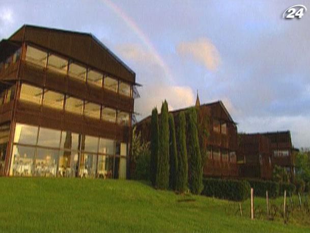 Hauterive Saint-James - футуристичний готель у серці виноградника Hauterive Saint-James - футуристичний готель у серці виноградника