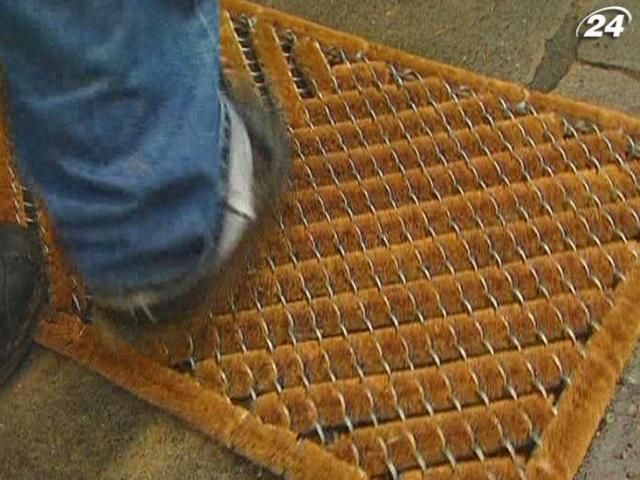 Як виробляють килимки з кокосу