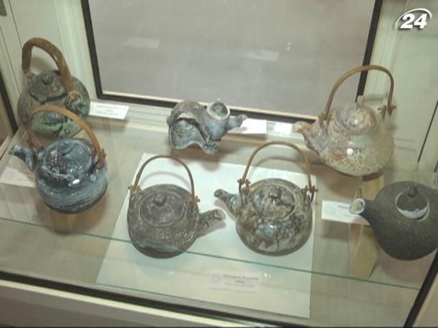 В Харькове представили почти сотню уникальных чайников В Харькове представили почти сотню уникальных чайников