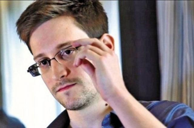 8 стран отказались предоставить убежище Сноудену