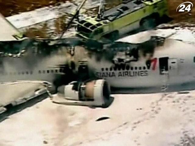 Двоє загиблих у авіакатастрофі в Сан-Франциско - 16-річні дівчата з Китаю Двоє загиблих у авіакатастрофі в Сан-Франциско - 16-річні дівчата з Китаю