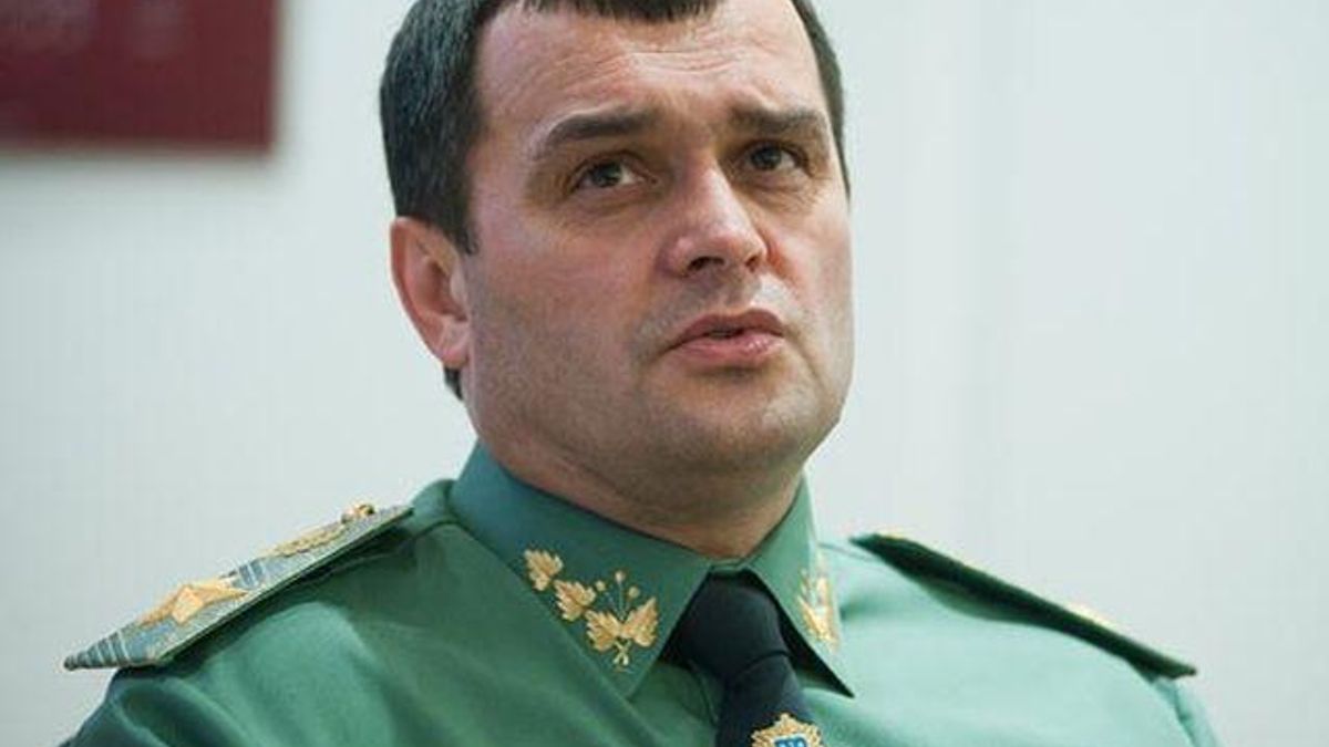 Януковичу не понравилось, что Захарченко не позвонил ему среди ночи из-за событий во Врадиевке Януковичу не понравилось, что Захарченко не позвонил ему среди ночи из-за событий во Врадиевке