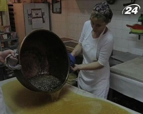 В Белграде двое кондитеров еще производят конфеты традиционным методом В Белграде двое кондитеров еще производят конфеты традиционным методом