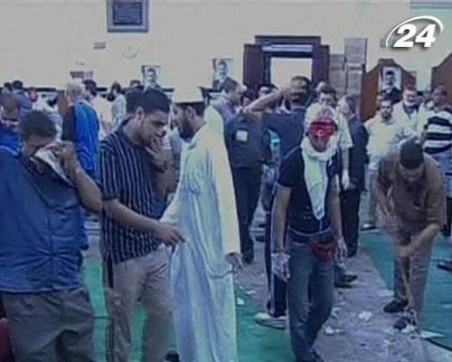 У Каїрі військові розігнали акцію протесту прихильників Мурсі