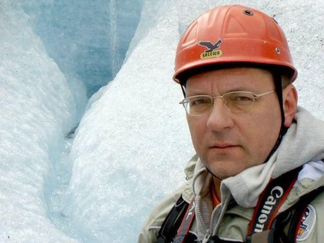 "Орли" губернатора залякують мою дружину, – екс-мер Черкас "Орли" губернатора залякують мою дружину, – екс-мер Черкас