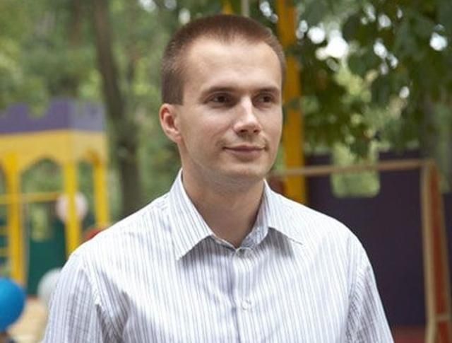 Януковичу-младшему принадлежит 10% кредитов железных дорог Януковичу-младшему принадлежит 10% кредитов железных дорог