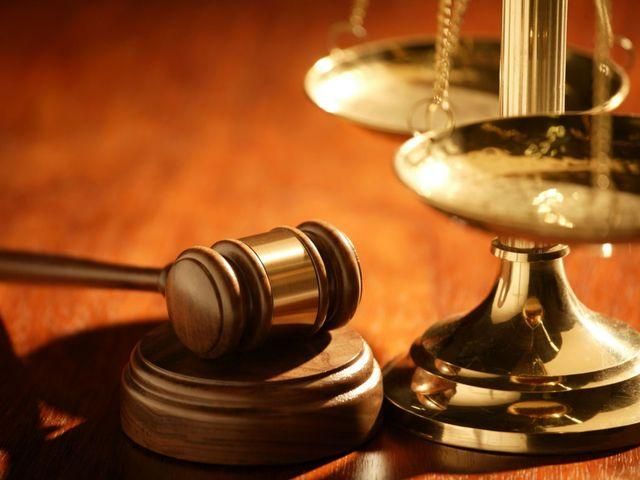 Азаров виділив майже 150 мільйонів на ремонт трьох Вищих судів Азаров виділив майже 150 мільйонів на ремонт трьох Вищих судів