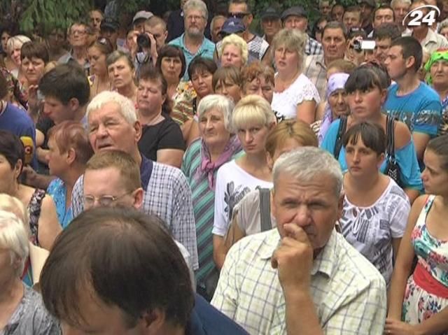 Крупним планом: Про свавілля міліціонерів розповіли мешканці Врадіївки