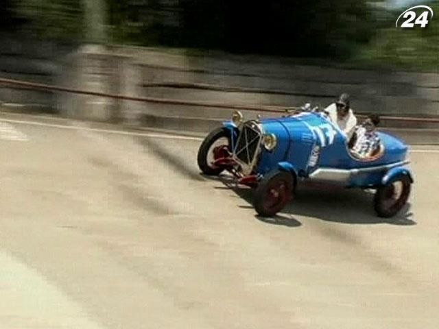 У Будапешті відбувся з'їзд вінтажних автомобілів