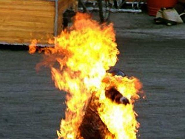 У Києві безхатченко побив свого товариша молотком і підпалив У Києві безхатченко побив свого товариша молотком і підпалив