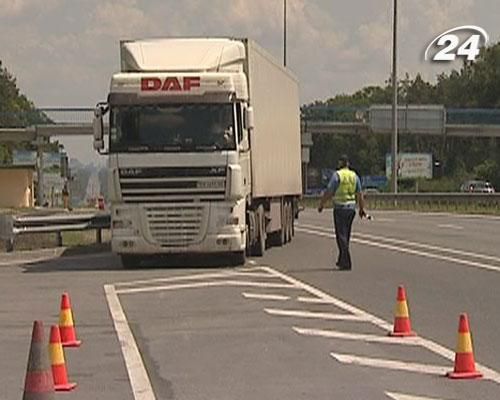 В жару будут штрафовать фуры весом более 24 тонн, - ГАИ