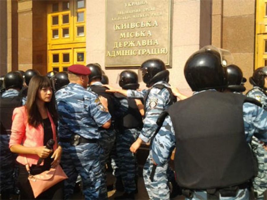Міліція запевняє, що під Київрадою ніякої сутички не було  