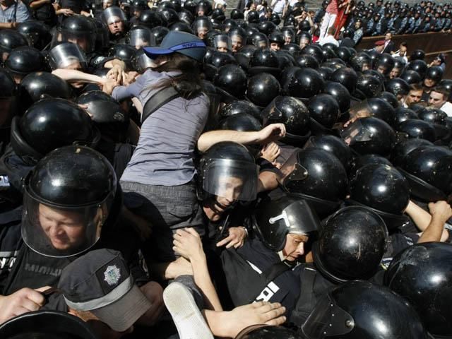 За время правления Януковича количество акций протеста возросло почти на 60% За время правления Януковича количество акций протеста возросло почти на 60%