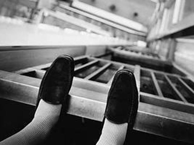 У Харкові в торговому центрі розбилася насмерть жінка з психічними розладами У Харкові в торговому центрі розбилася насмерть жінка з психічними розладами