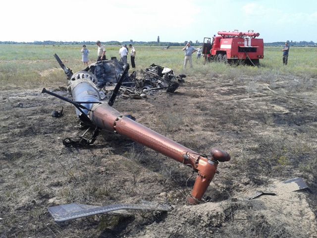 На Херсонщине разбился вертолет На Херсонщине разбился вертолет