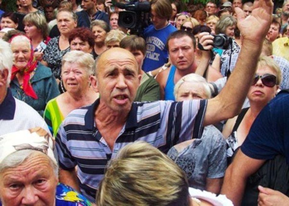 Врадиевцы готовы вершить самосуд, если насильников Крашковой освободят