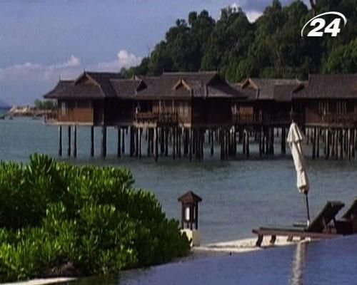 Pangkor Laut resort - очаровательные виллы среди реликтовых джунглей Pangkor Laut resort - очаровательные виллы среди реликтовых джунглей