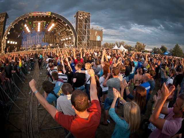 На фестивалі "The Best City.UA" 50 тисяч глядачів проскандували "Я люблю Україну" На фестивалі "The Best City.UA" 50 тисяч глядачів проскандували "Я люблю Україну"