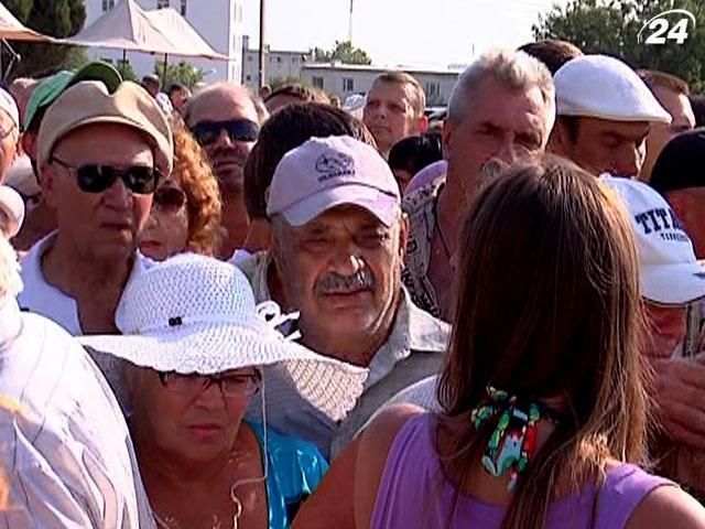 В День рыбака в Севастополе едва не подрались за уху