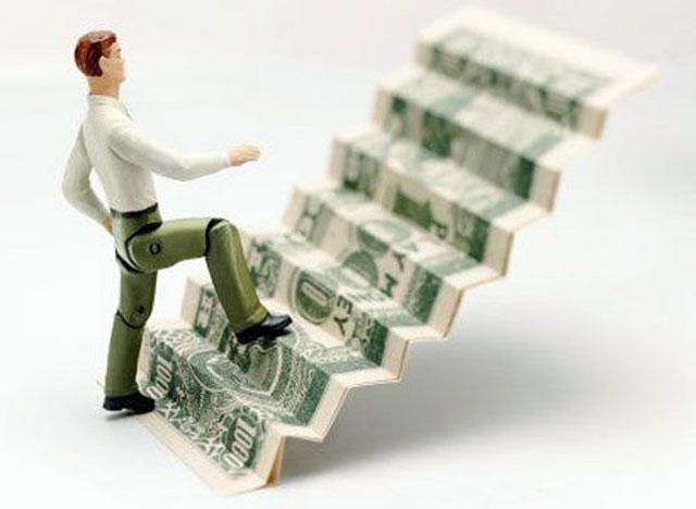 Fitch знизило рейтинги 6 українських банків Fitch знизило рейтинги 6 українських банків