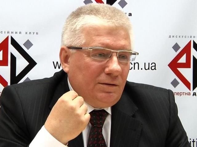 Чечетов о внеочередной сессии: У оппозиции нет совести Чечетов о внеочередной сессии: У оппозиции нет совести