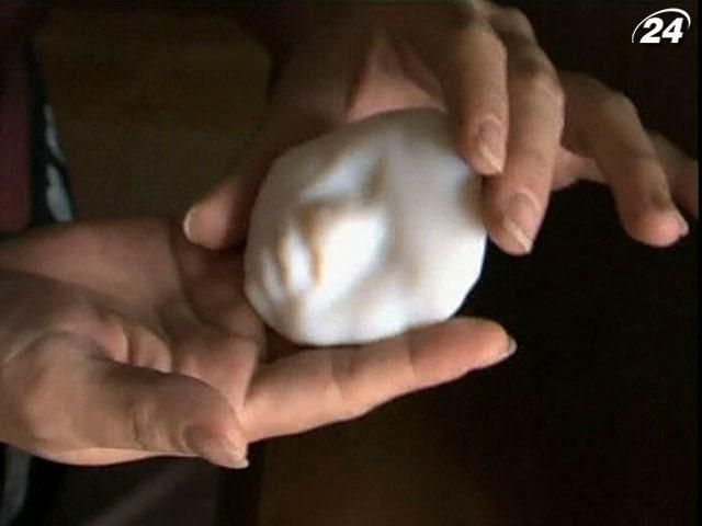 На замовлення батьків на 3D-принтері друкують обличчя ембріонів