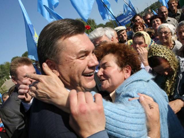 Янукович - идеал для большинства украинских женщин, потому что он мужик и вождь, - психолог
