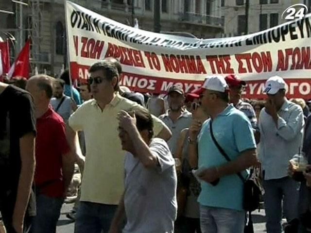 Через акцію протесту у Греції завмер транспорт, аеропорт та держустанови