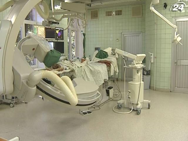 Крупним планом: На що витрачають обіцяні на "Охматдит" гроші? Крупним планом: На що витрачають обіцяні на "Охматдит" гроші?