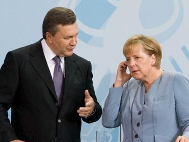 Янукович пожелал Меркель здоровья, надеясь на поддержку
