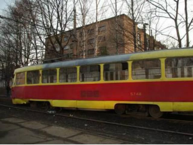 У Києві трамвай загорівся просто під час руху У Києві трамвай загорівся просто під час руху