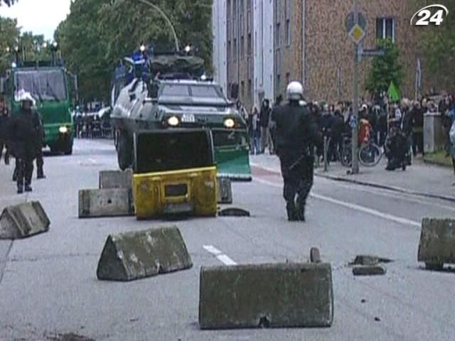 У Європі викрили неонацистське терористичне угруповання У Європі викрили неонацистське терористичне угруповання