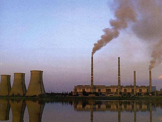 За год промышленность Украины упала почти на 6% За год промышленность Украины упала почти на 6%