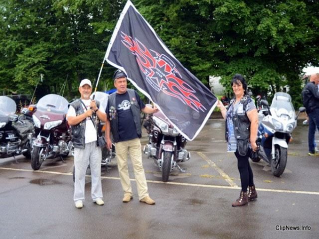 Авіатори і байкери зібралися в Ужгороді Авіатори і байкери зібралися в Ужгороді