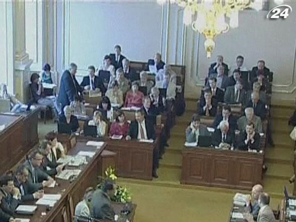 Чеський парламент відмовився саморозпускатися
