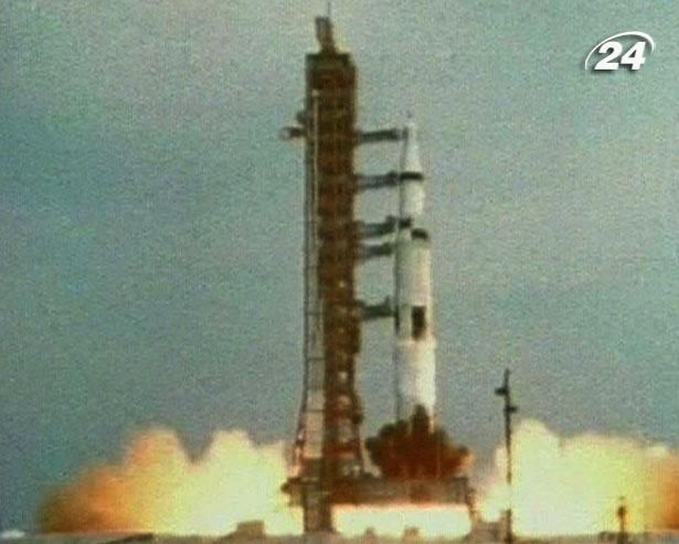 Авария на космическом корабле "Аполлон -13" Авария на космическом корабле "Аполлон -13"