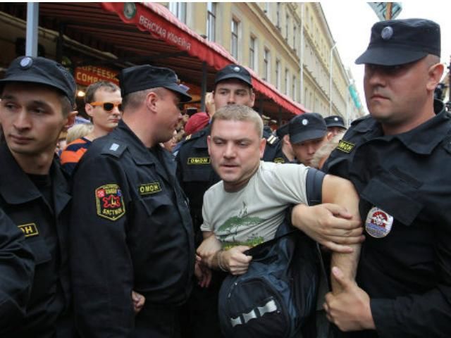 У Петербурзі затримали 40 людей на несанкціонованій акції протесту 