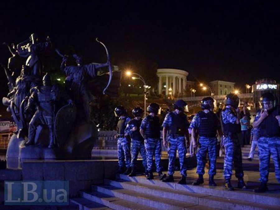 Точно говорят о "Беркуте" - "космонавты", - организатор "врадиевского шествия" Точно говорят о "Беркуте" - "космонавты", - организатор "врадиевского шествия"