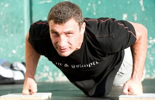 Віталієві Кличку — 42 (Життя і кар'єра у фото) Віталієві Кличку — 42 (Життя і кар'єра у фото)