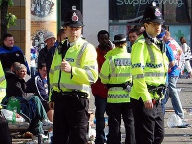 У Великобританії затримали 2 українців за підозрою у скоєнні теракту У Великобританії затримали 2 українців за підозрою у скоєнні теракту