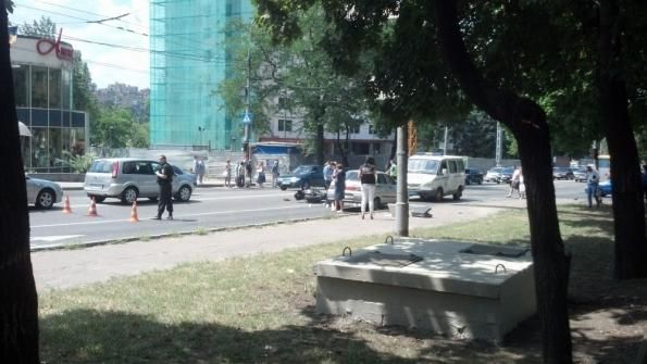 Инцидент в Донецке: расстреляли водителя авто, а не мотоциклиста