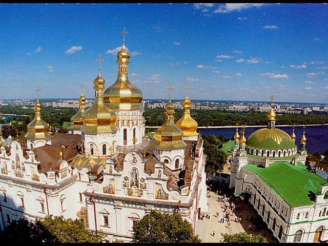 У Лаврі не прийняли подання на молитву українською