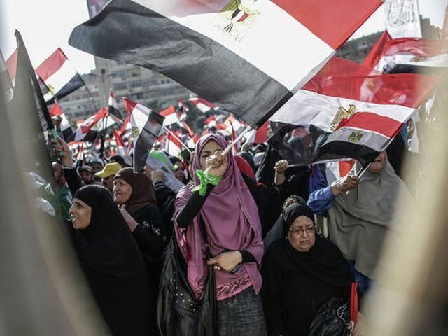 Новые столкновения в Египте: погибли 4 женщины Новые столкновения в Египте: погибли 4 женщины