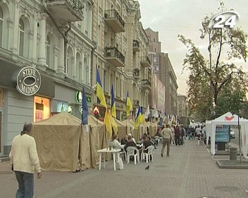 У МВС хочуть знести наметове містечко на підтримку Тимошенко