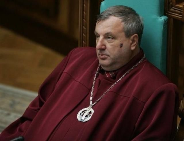 В гараже нового председателя Конституционного Суда "нашли" семь мотоциклов В гараже нового председателя Конституционного Суда "нашли" семь мотоциклов