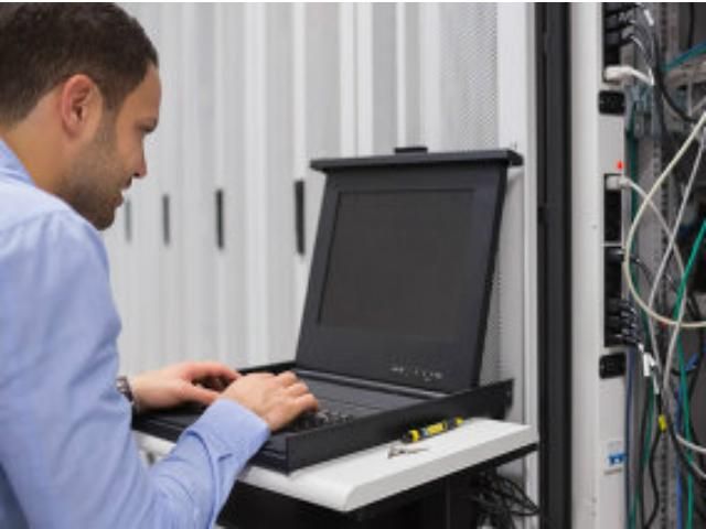 Немецкие спецслужбы признали, что использовали американские шпионские программы Немецкие спецслужбы признали, что использовали американские шпионские программы