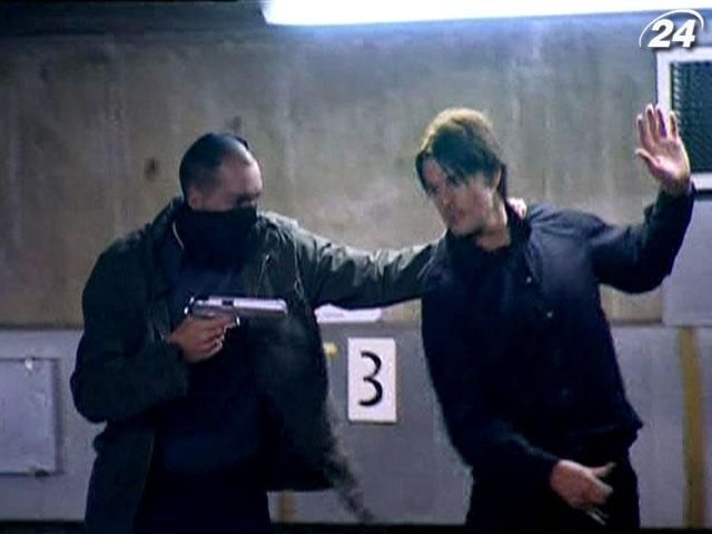 Безопасность знаменитостей - работа для профессиональных телохранителей Безопасность знаменитостей - работа для профессиональных телохранителей